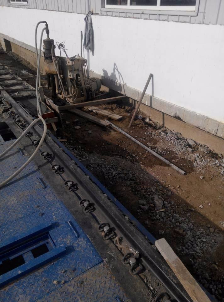 兴文注浆治理铁路高路基沉陷病害